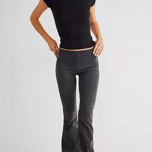 FREE PEOPLE Size 27 Black Penny Pull On Flare Jeans
